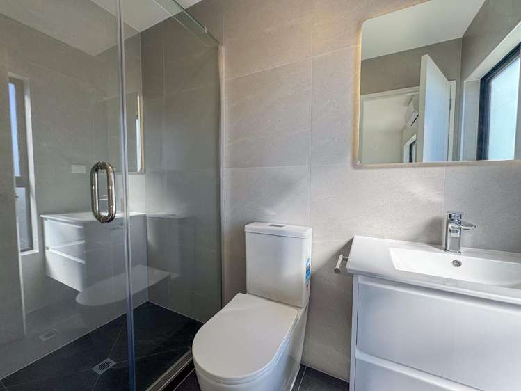 4/36 Roseman Avenue 10044_8