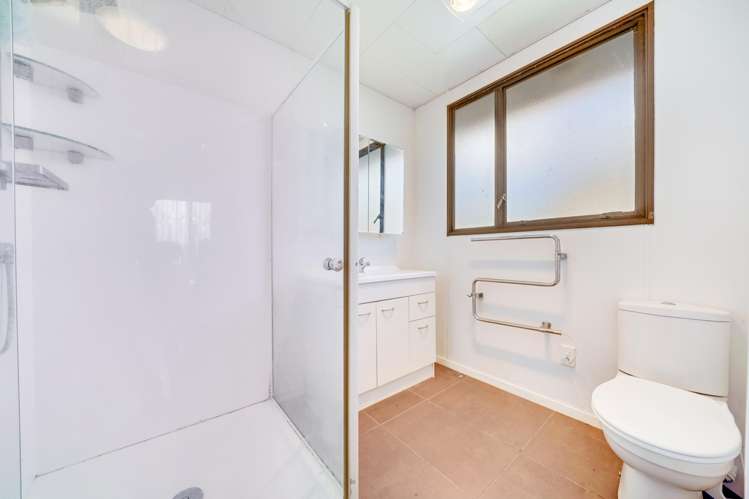 1b Bamboo Grove Kelston_9