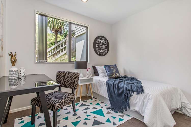 220 Hillsborough Road Hillsborough_14