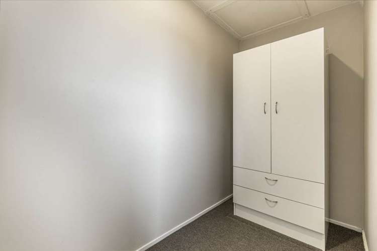 2 Bentley Avenue Glenfield_11