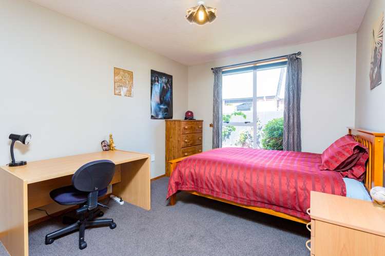 24 Roydon Drive Templeton_11