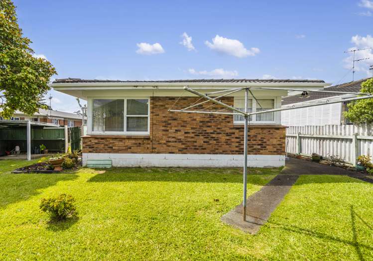 2/27 Riverview Road Panmure_12