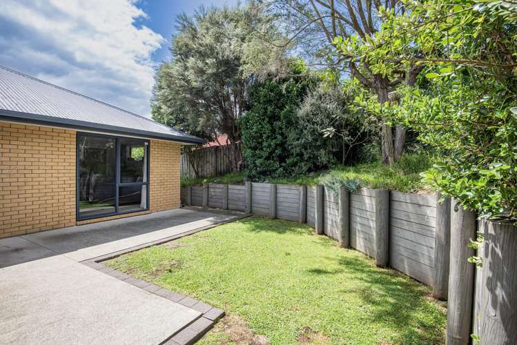 26 Lochiel Place Te Kamo_14