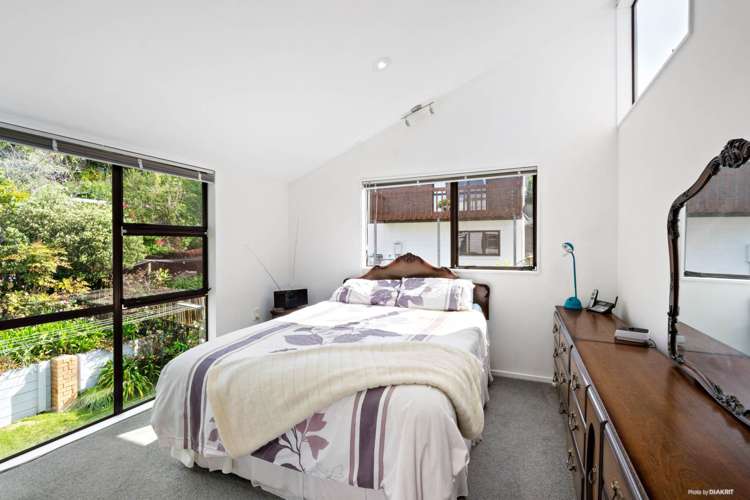 2/685 East Coast Road Browns Bay_13