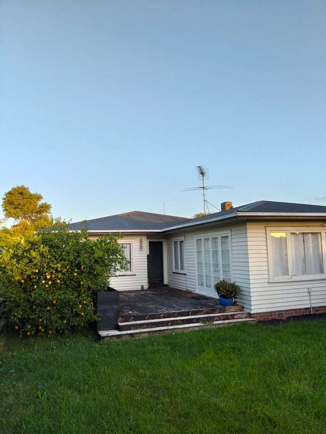 Papakura 4 bedroom
