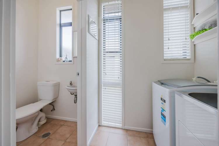 5/2 Armoy Drive East Tamaki_8