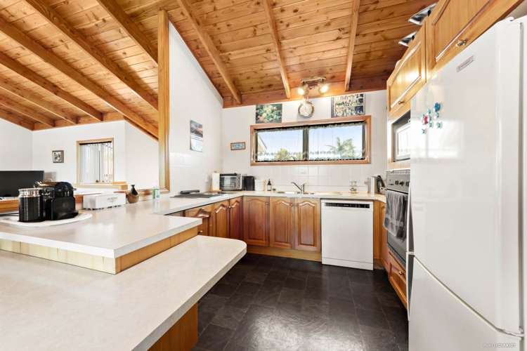 98 Rhinevale Close Henderson_7