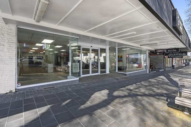 13-15 Devon Street West New Plymouth_11