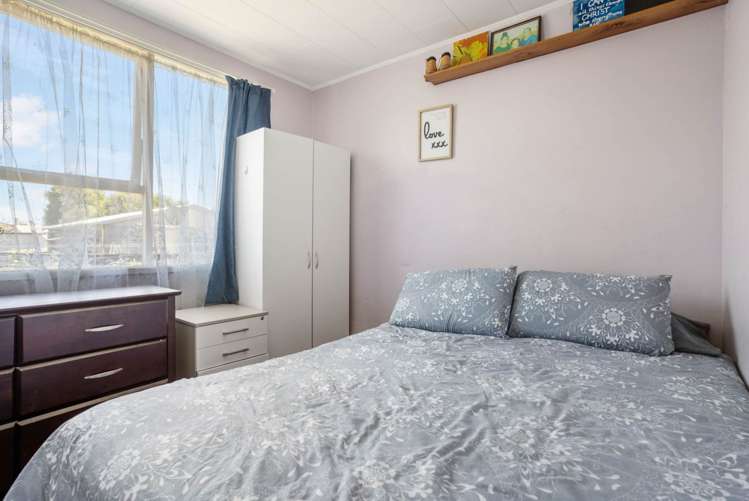 3 Swallow Drive Manurewa_16