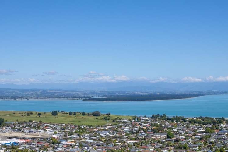 7 Atarau Way Tahunanui_1