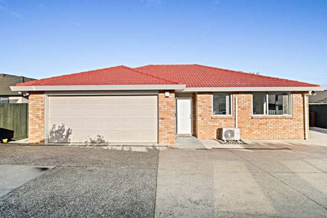Exceptional Family Home in a Prime Location!