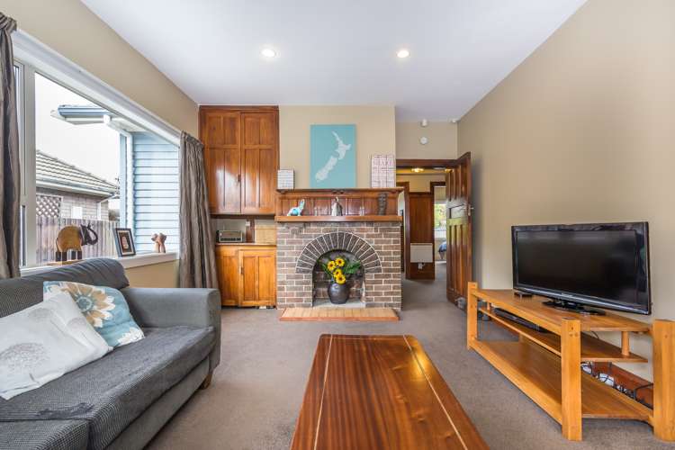 37 Frankleigh Street Somerfield_14