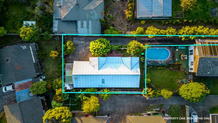 2/124 Waimumu Road Massey_15
