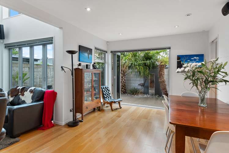 1/64 Holly Road Saint Albans_6