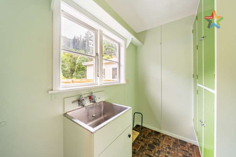 106 Hine Road Wainuiomata_12