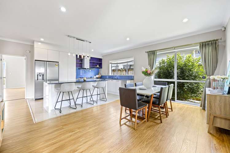33 Clady Drive Flat Bush_6
