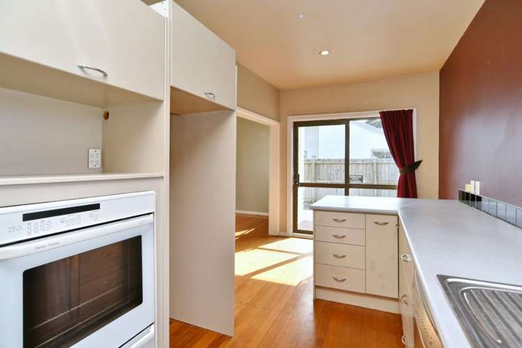 2 Davis Place Woolston_13