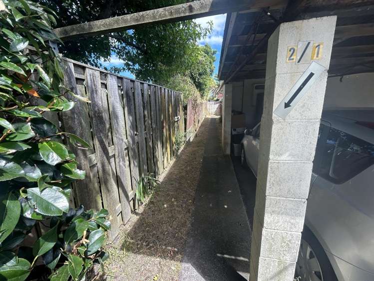 2/1 Rosier Road Glen Eden_1