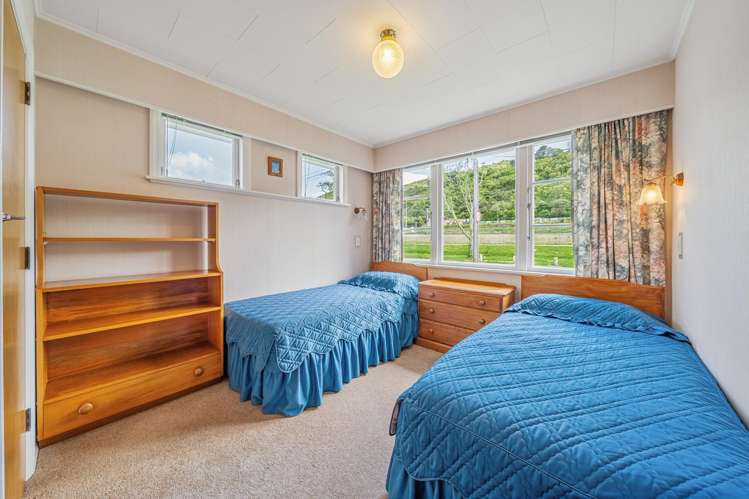 28 Golf Road Manor Park_17