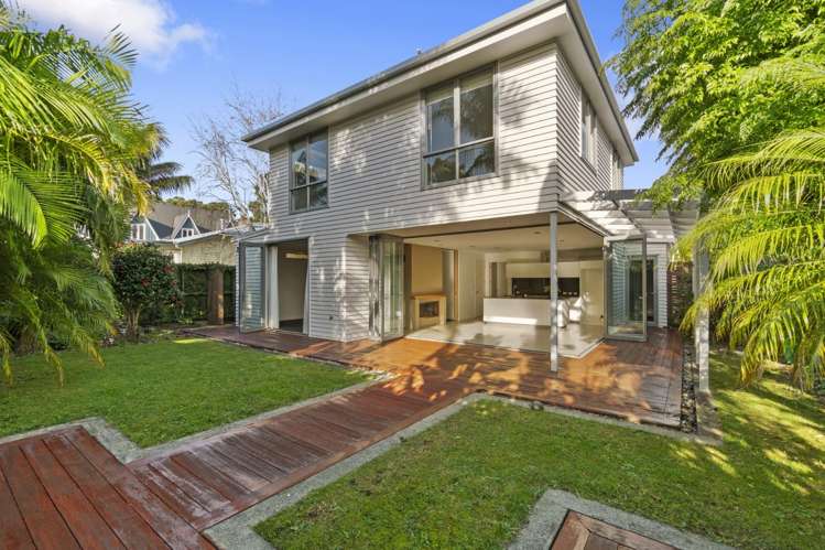 17 Raetihi Crescent_0