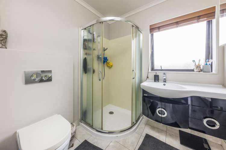 33 Index Place Manurewa_11