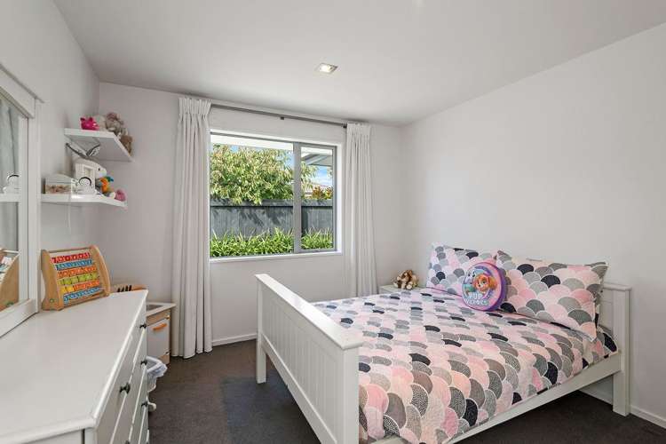 5 Reka Street Parklands_13