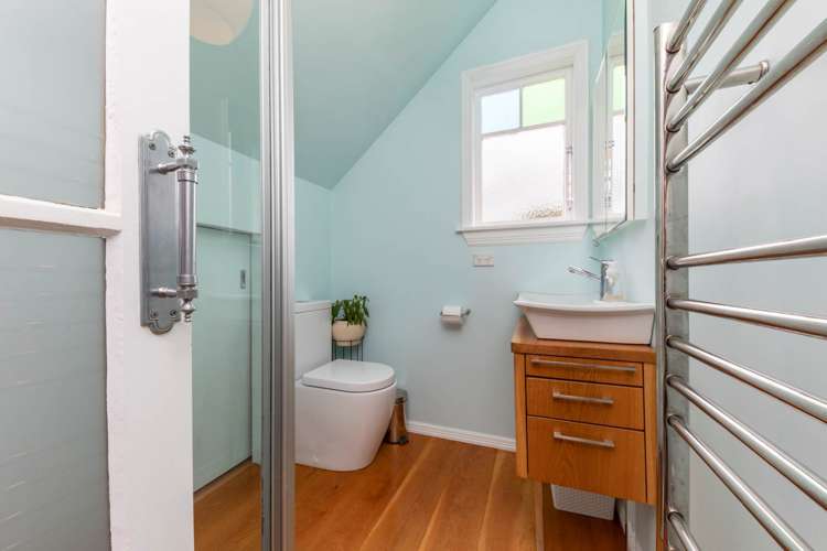 1/8 Derwent Crescent Titirangi_7