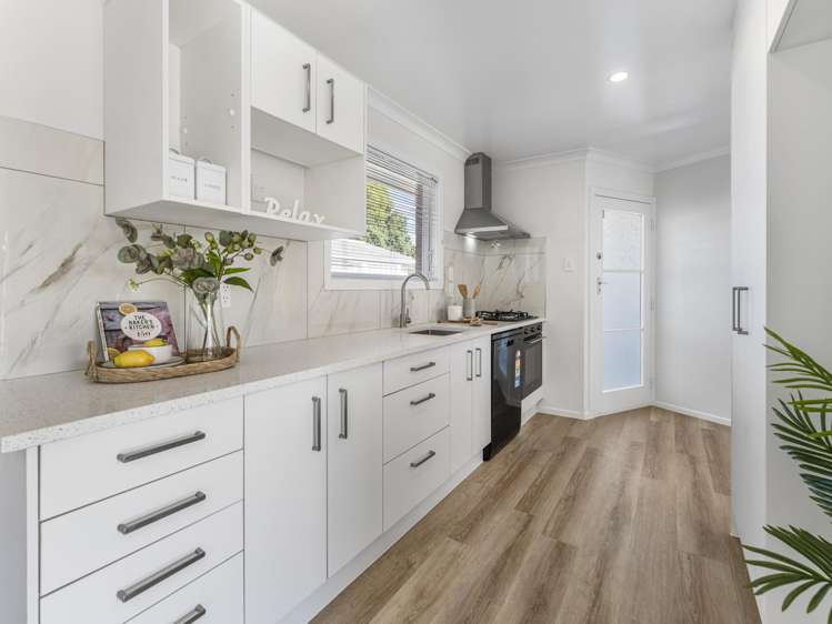 143 Whatawhata Road Dinsdale_12