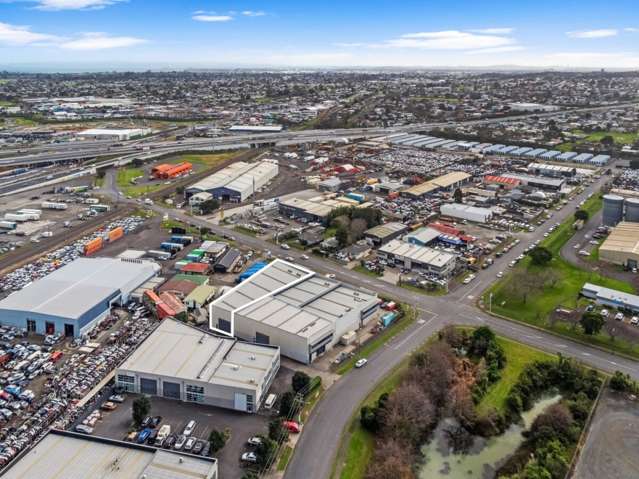 Unit 1, 33 Spartan Road Takanini_3