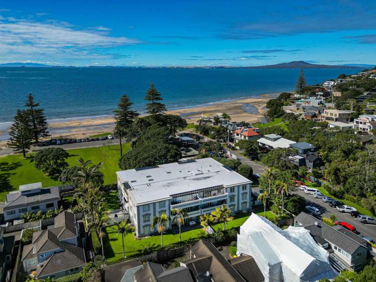 14/8 Sidmouth Street Mairangi Bay_23