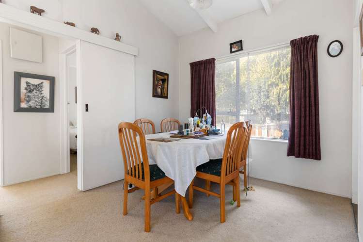 7 Cedar Place Owhata_8