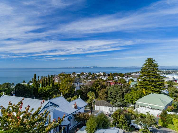 2 Cobden Road Bluff Hill_22