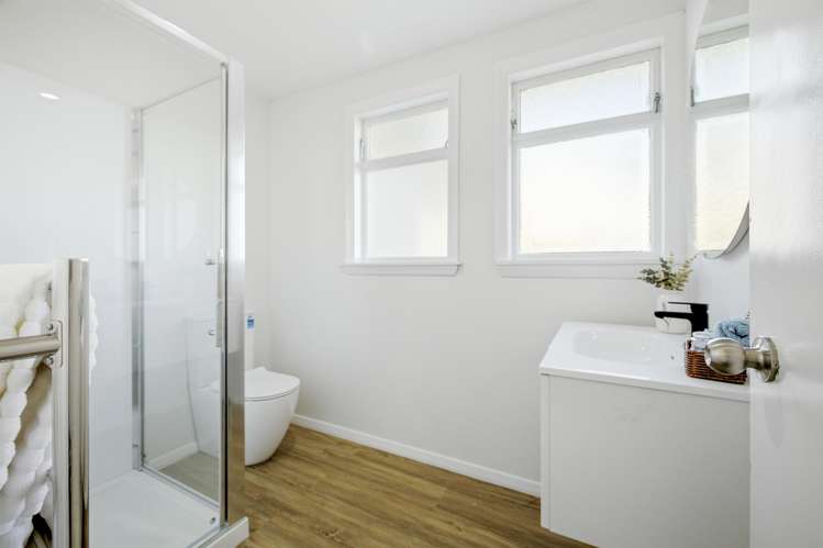 14 Ealing Street Northcote_8
