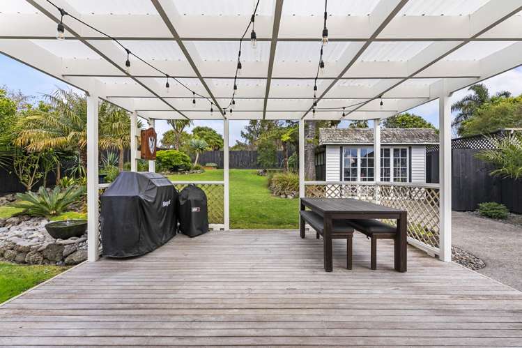 13 Ayrton Street Te Atatu South_15