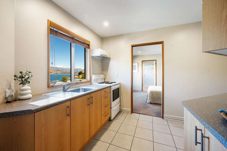 10 Lismore Street Wanaka_23