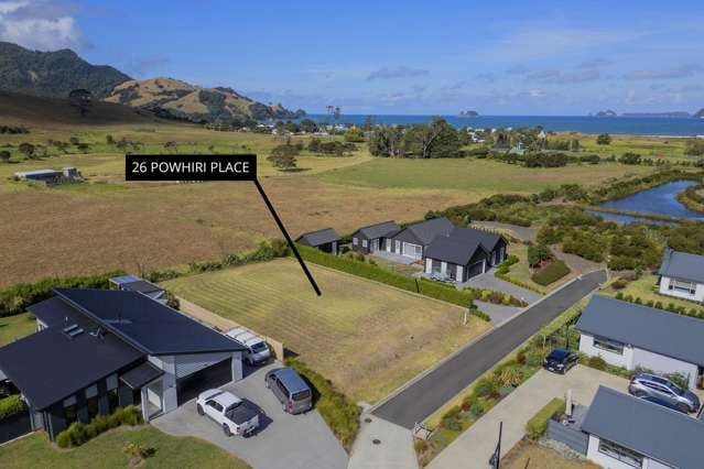 WELCOMES YOU... SUNNY & LEVEL... POWHIRI