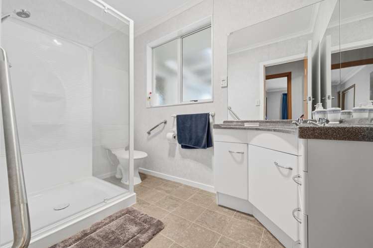 16 Mepal Place Kingswell_14