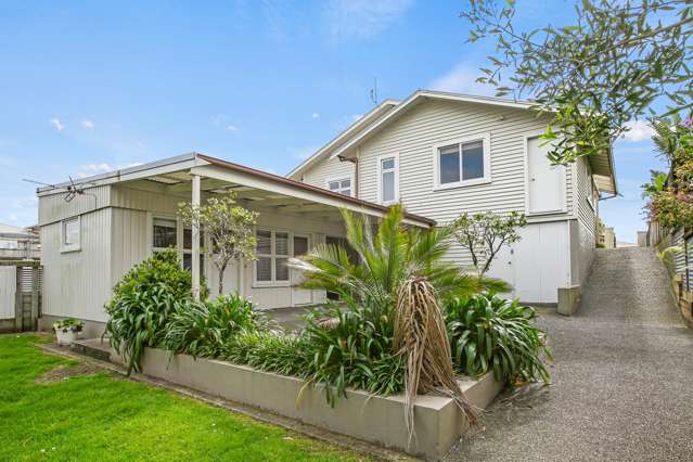 Big Backyard By The Beach!