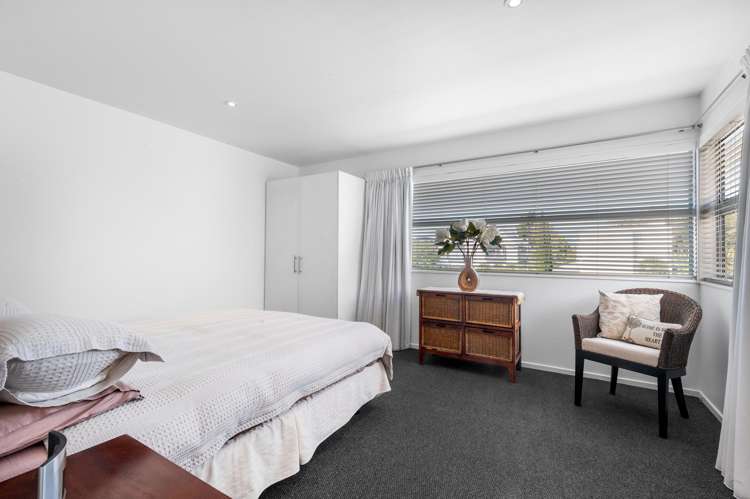 55 Clare Rd St Albans_25