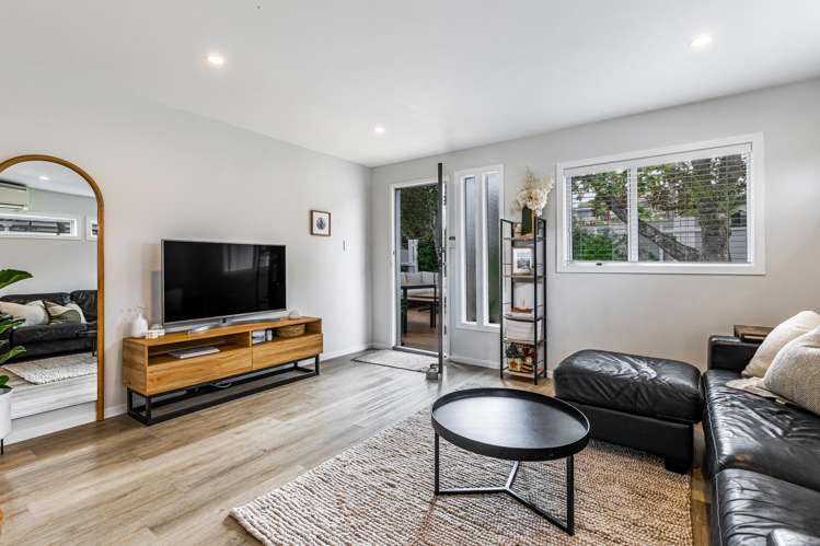 1/68 Mcleod Road Te Atatu South_10