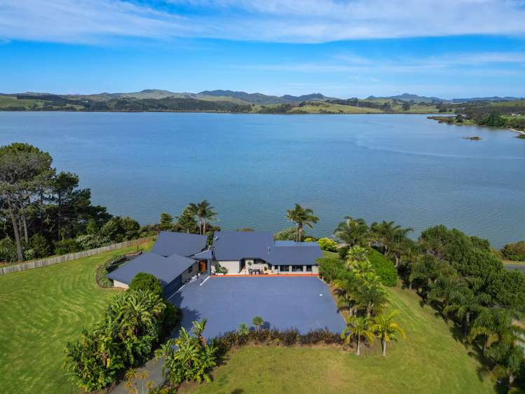 10 Waterfront Drive Mangonui_30