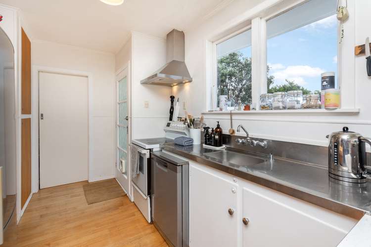 87 Stott Avenue Birkdale_10