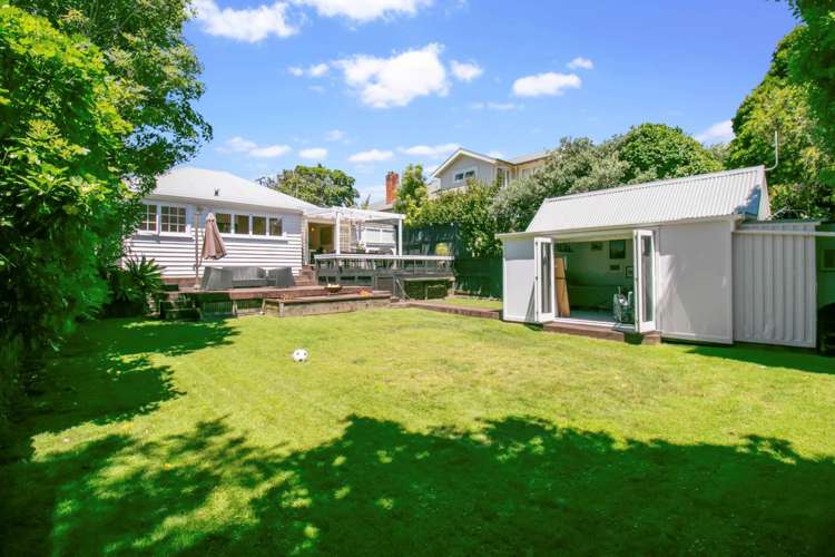 20 Rocklands Avenue Mount Eden_12