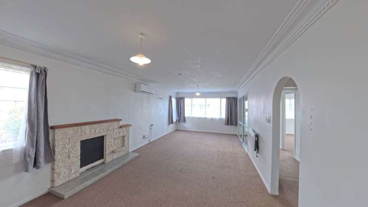 1/61 Clevedon Road Papakura_1