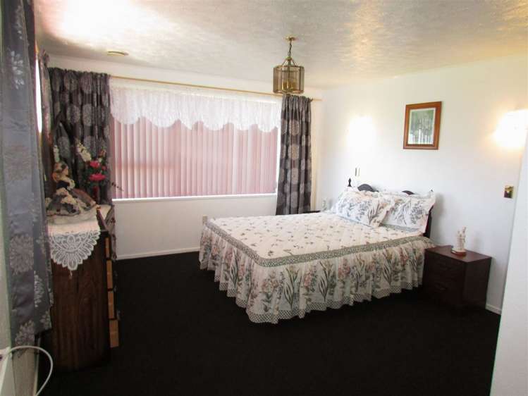 20 Pitt Street Runanga_17