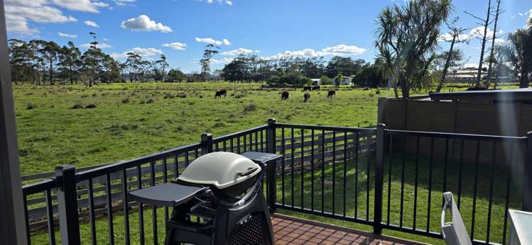 30 Aitkenhead Court_3