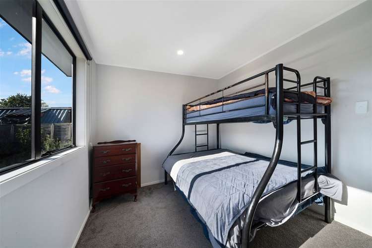 174 Solar Road Glen Eden_8