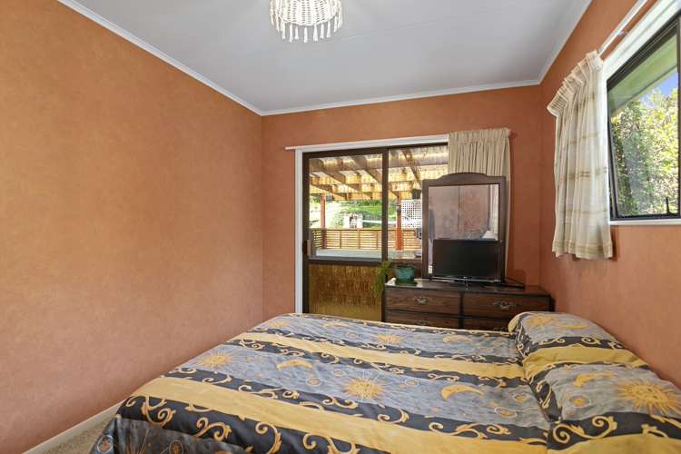 61 Eighty Eight Valley Road Wakefield_11