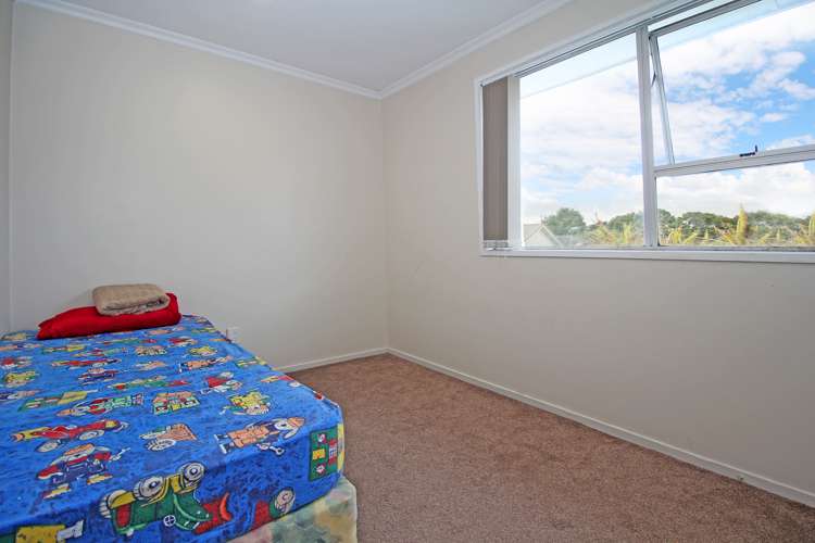 7 Gambare Place Wattle Downs_12