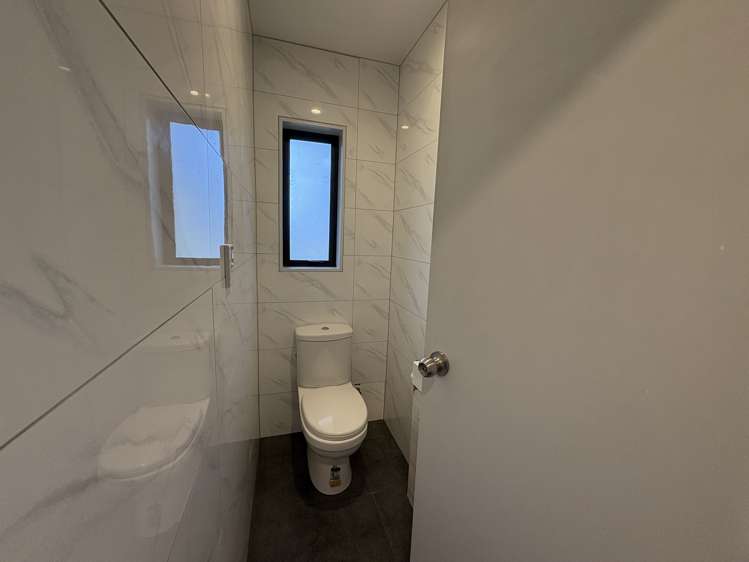 1/94 Waimumu Road Massey_7